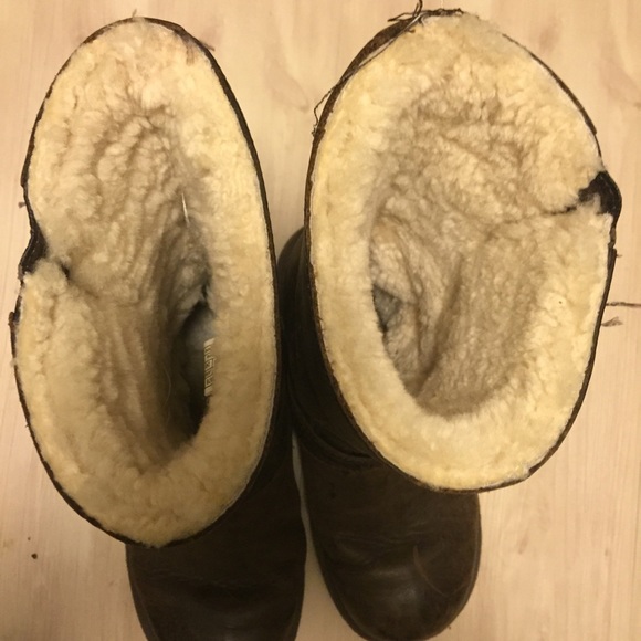 UGG Kensington leather brown boot Sz 7 pre owned - Picture 3 of 7